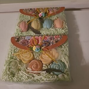 Set of Two Floral Soap Sets